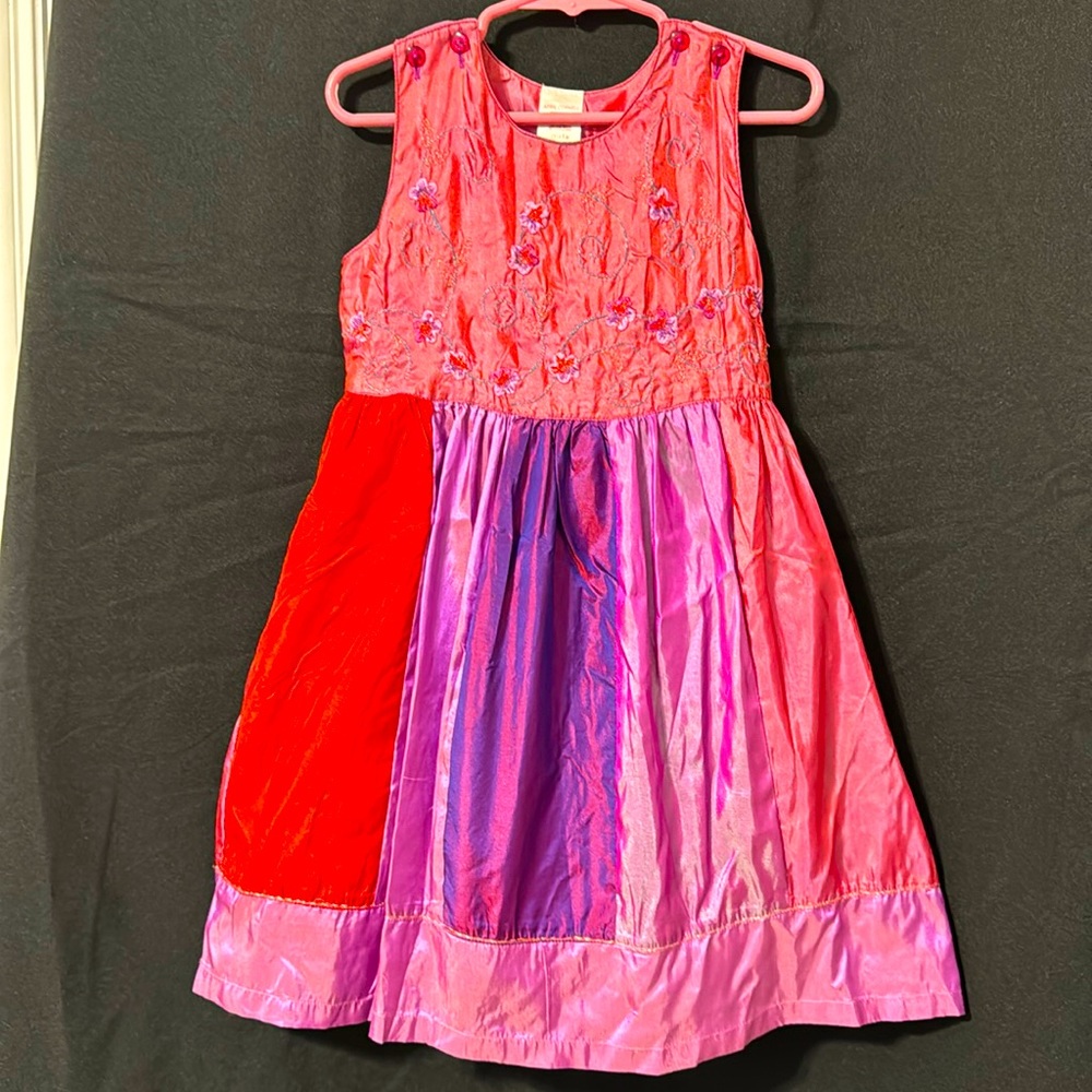 April Cornell Girls dress 2 Reflective fabric changes Boutique BEAUTIFUL👗